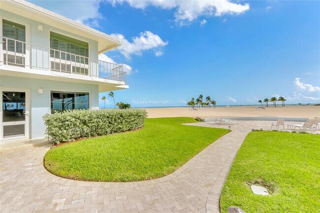 Foto del edificio - 1956 S Ocean Ln