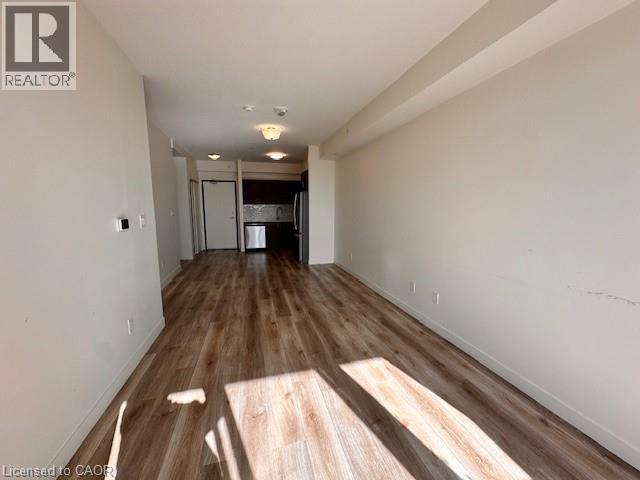 Building Photo - 128 King St N