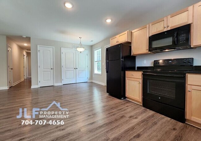 Building Photo - 3/2 Ranch in Kannapolis!