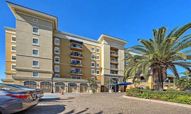 Foto del edificio - 1064 N Tamiami Trl