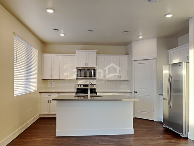 Foto del edificio - 19219 15th Ave Ct E