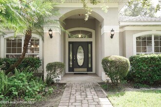 Building Photo - 2295 Botanica Cir