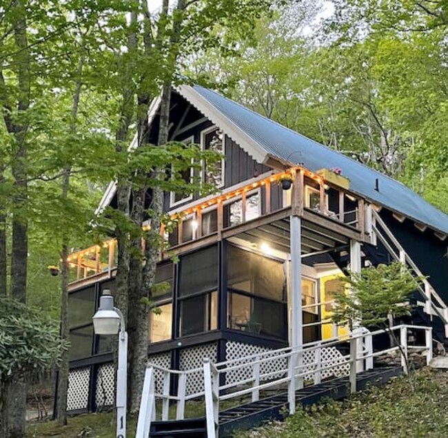 Building Photo - 128 Lower Grouse Ridge Rd
