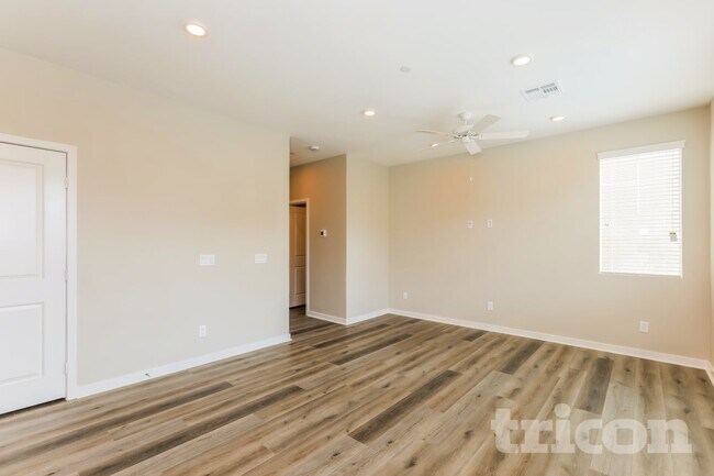 Foto del edificio - 28097 Cookhouse Ln