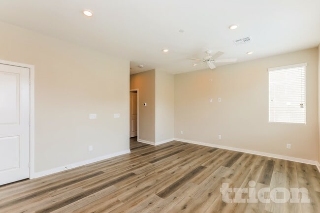 Building Photo - 31555 Willowood Way