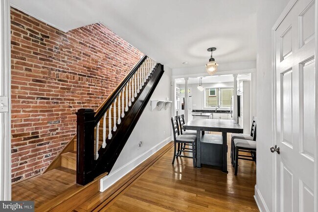 Foto del edificio - 3115 Foster Ave