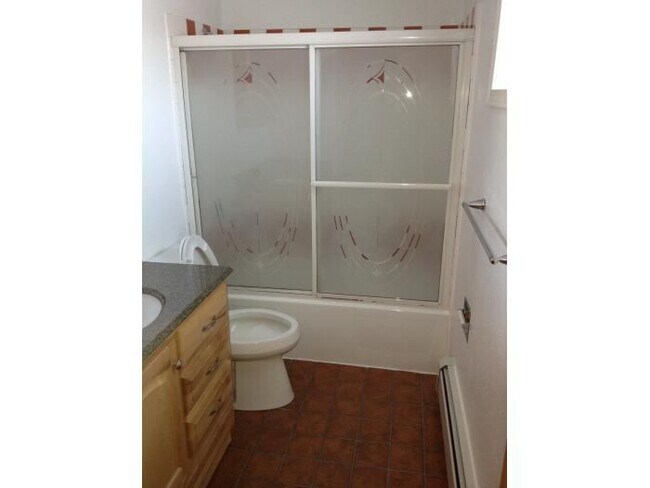 Building Photo - 1 br, 1 bath Duplex - 231 Minnie St Apt B