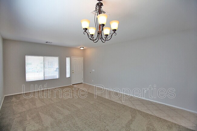 Building Photo - 14542 W Redfield Rd