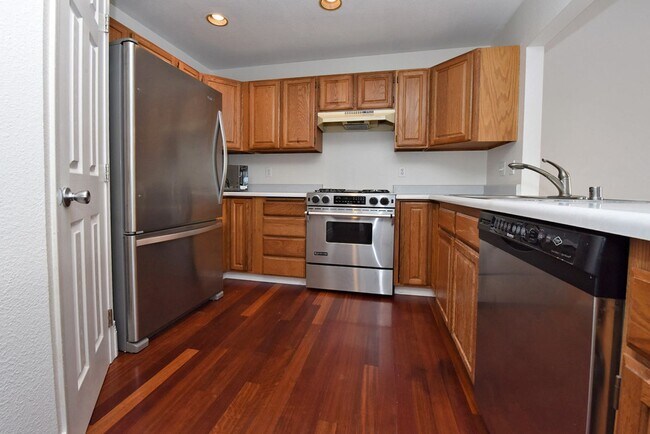 Building Photo - 41s3504
