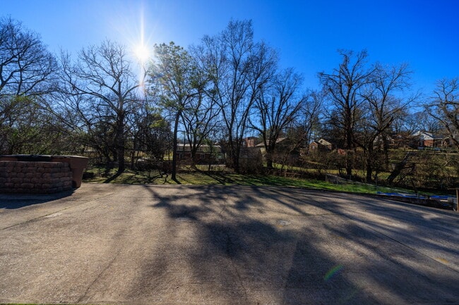 Foto del edificio - **NOW AVAILABLE!** 2 Bed, 1 Bath Inglewood...