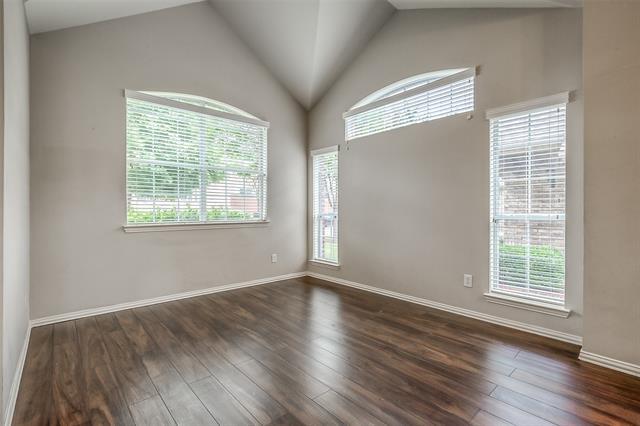 Foto del edificio - 3100 Crossridge Dr