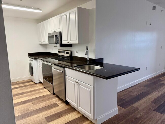Foto del edificio - 2080 Greenview Shores Blvd