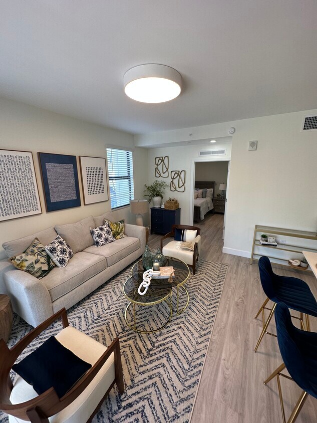 Foto principal - 9889 NW 133rd St