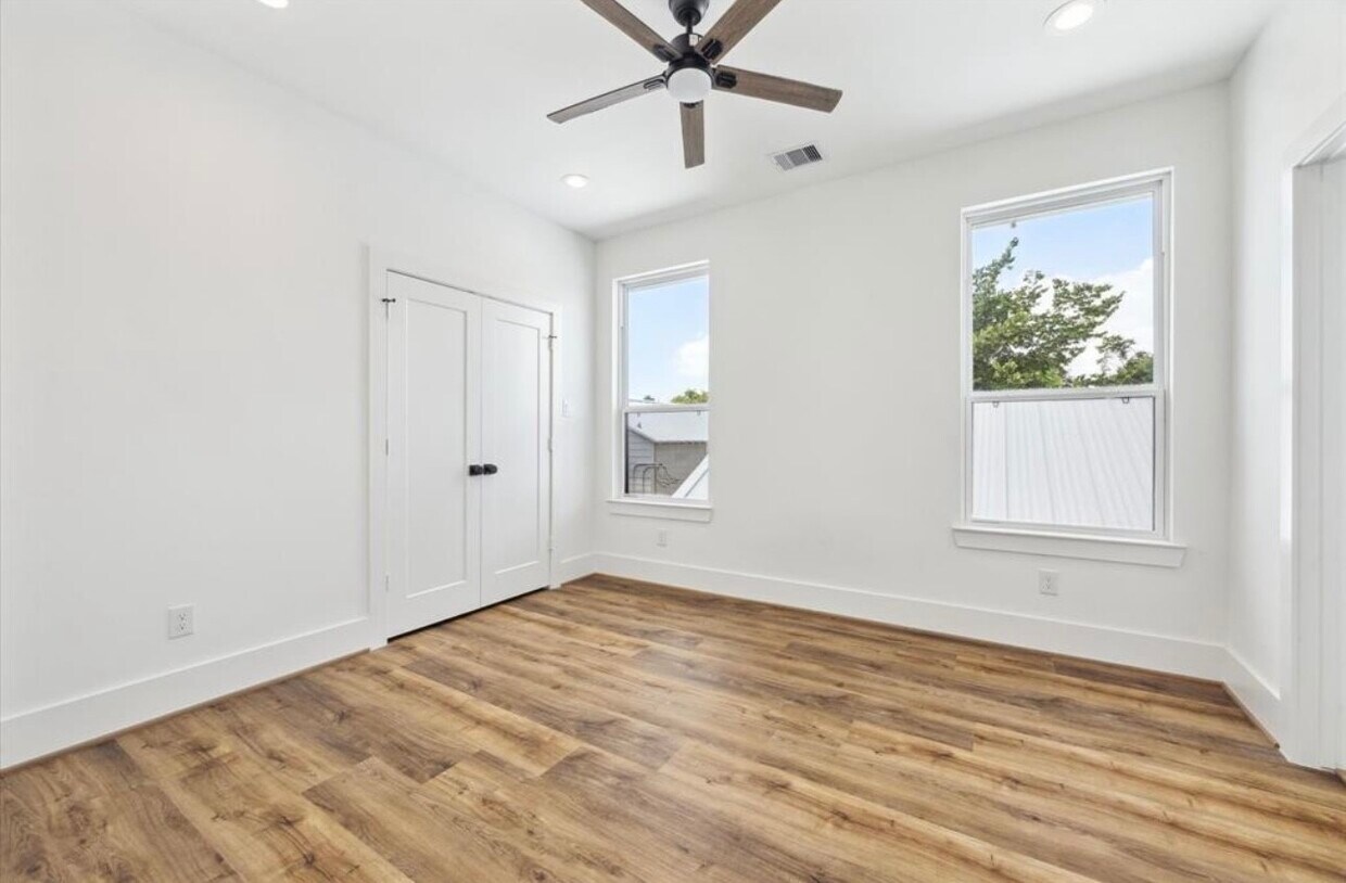 Foto principal - 316 N Everton St