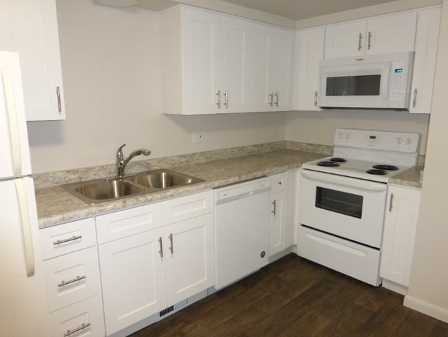 Building Photo - 2519 S 300 E