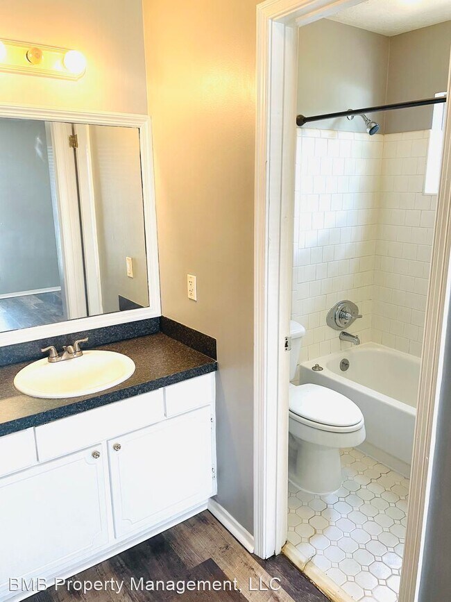 Foto del edificio - 3 br, 2 bath House - 1638 Sheffield Road