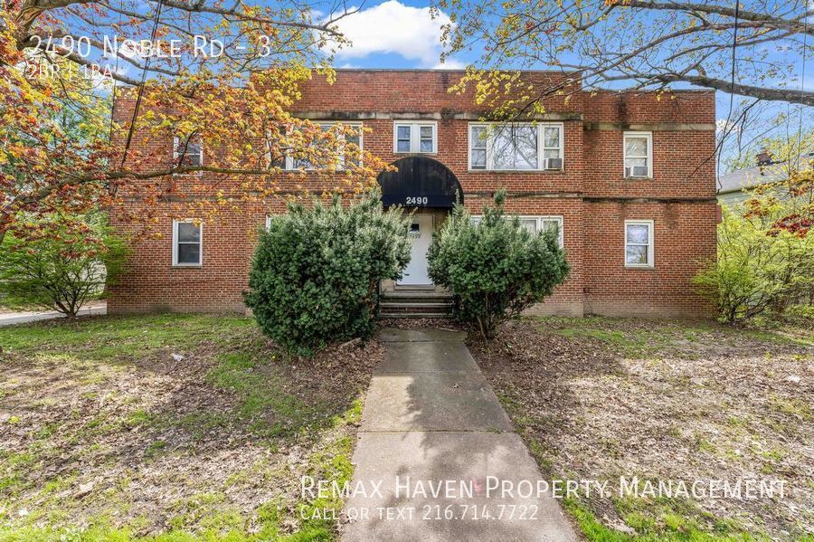 Foto principal - 2490 Noble Rd., Cleveland Hts - Apt #3 - 2...