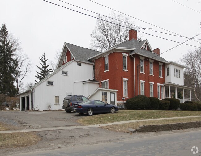 23 West Ave Wellsboro, PA 16901 Rentals Wellsboro, PA