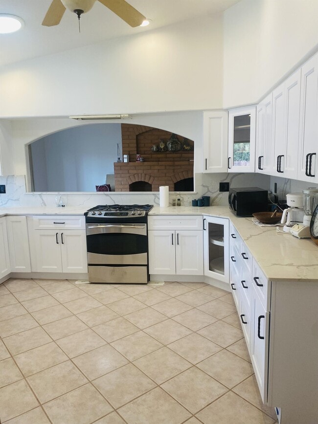 Photo - 9300 N Calle Loma Linda House