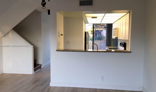 Foto del edificio - 2931 SW 87th Ter