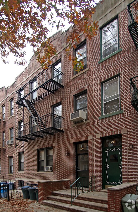 Building Photo - 559 82nd St