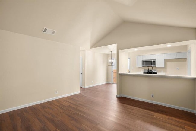 Building Photo - 10711 Lanshire Dr