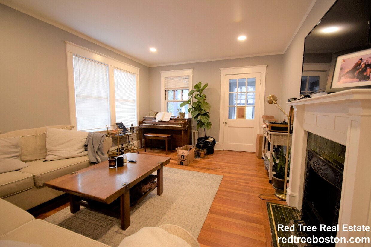 Foto principal - 237 Chestnut Hill Ave