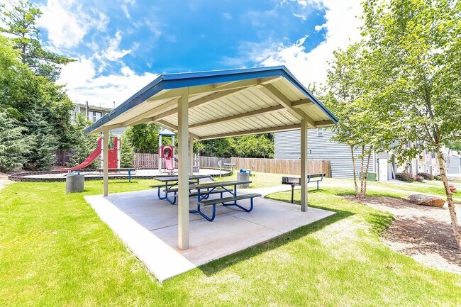 Building Photo - 1206 Highwood Ln