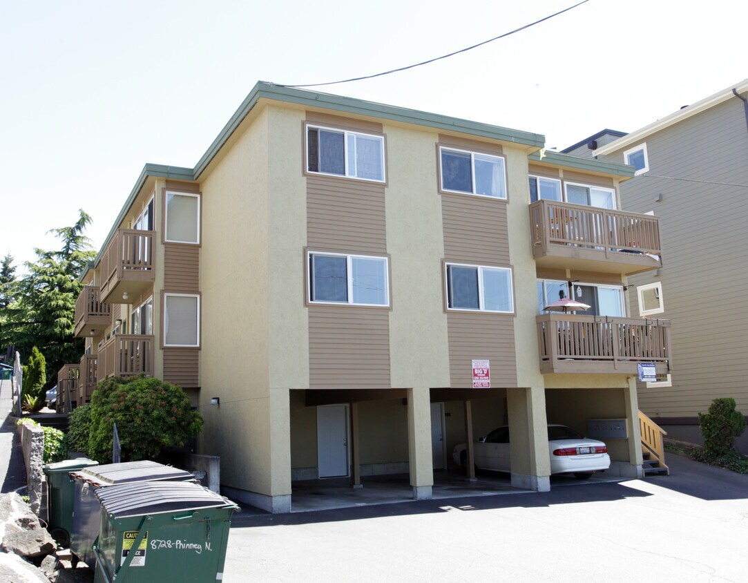 Building Photo - 8728 Phinney Ave