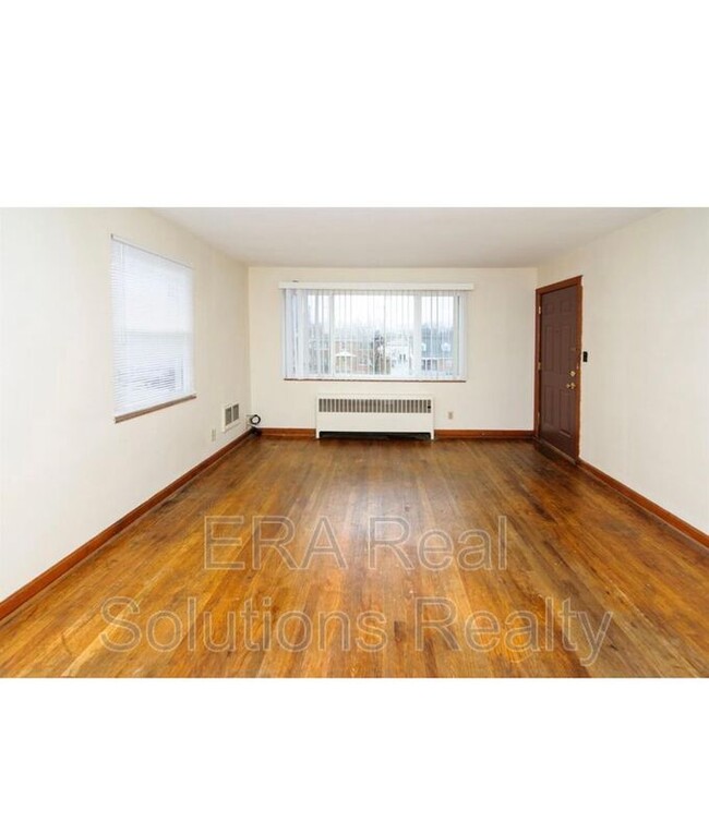 Foto del edificio - 9494 Reading Rd