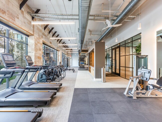 Foto del edificio - Trailhead East