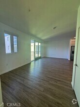 Building Photo - 5750 Hollywood Blvd