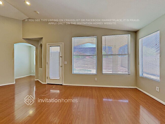 Foto del edificio - 7914 W Quail Ave