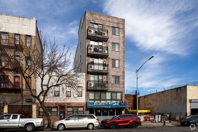Foto del edificio - 3914 8th Ave