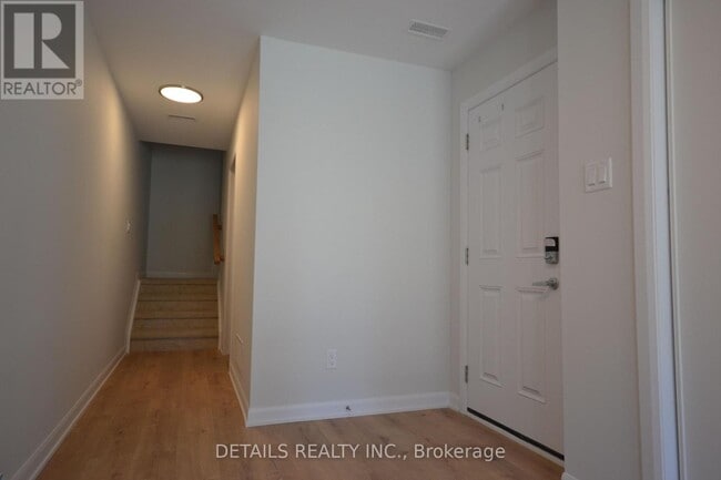 Building Photo - 763 Tadpole Cres