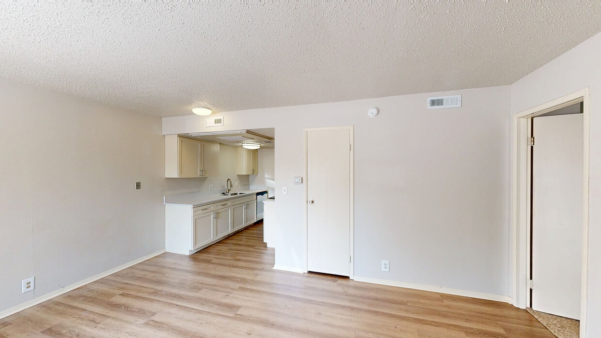 Photo - Bricktown Apartments