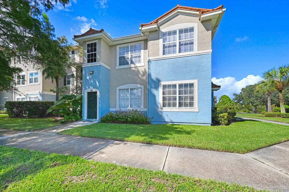 Primary Photo - 1747 Sophias Dr