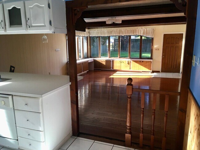 Foto del edificio - 7009 Church St