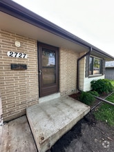 Building Photo - 2727 S 83rd Pl