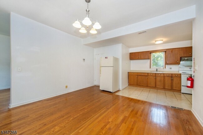 Foto del edificio - 99 Chesapeake Ave
