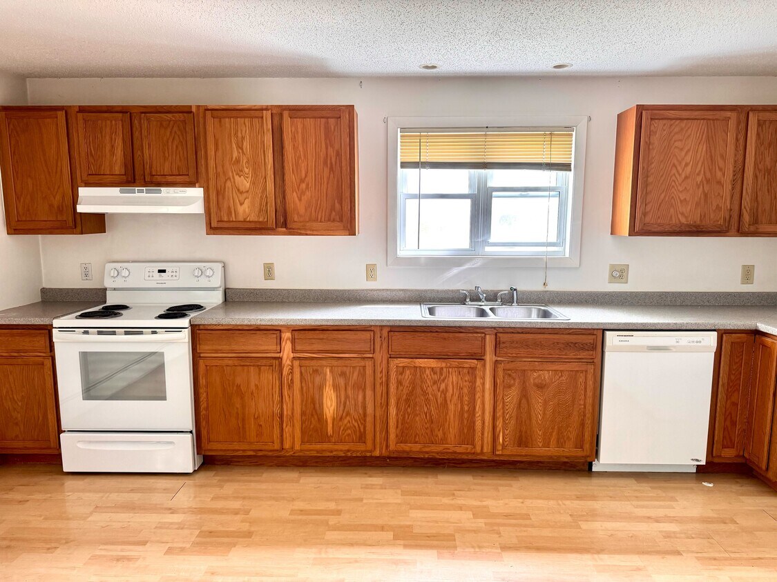 Unit A - 10 Colby Way