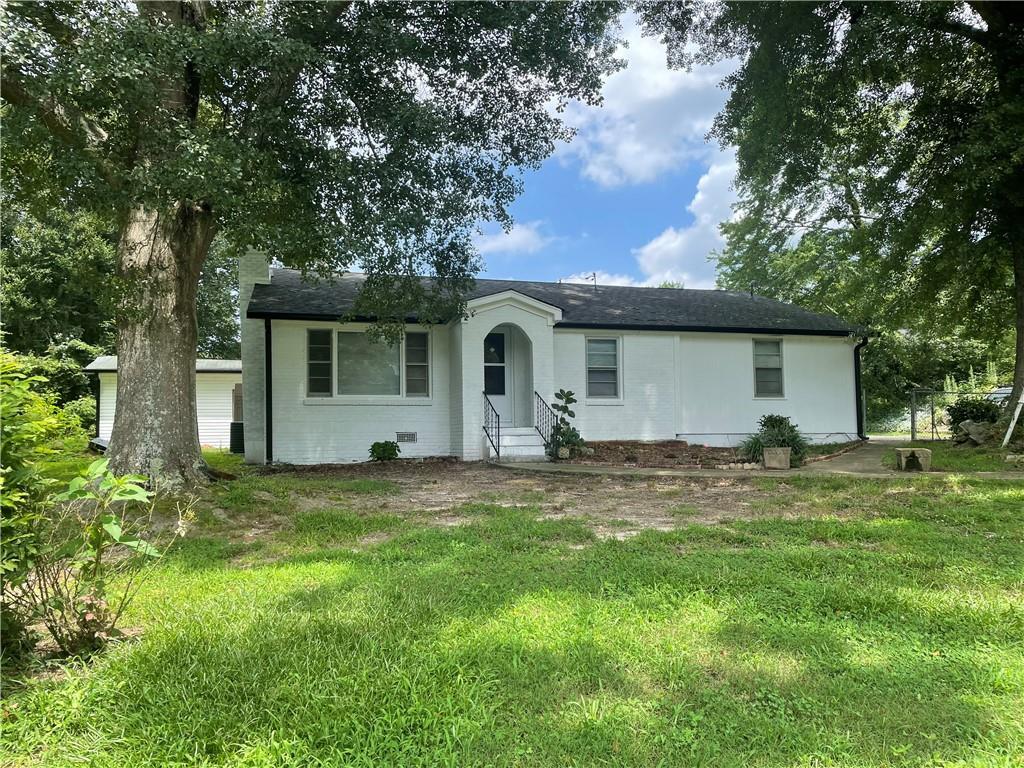 Foto principal - 2766 Bart Johnson Rd