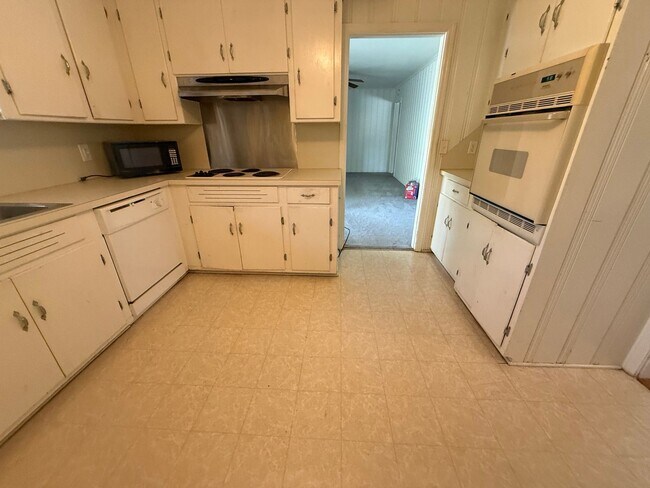 Foto del edificio - 940 Gabriel Rd