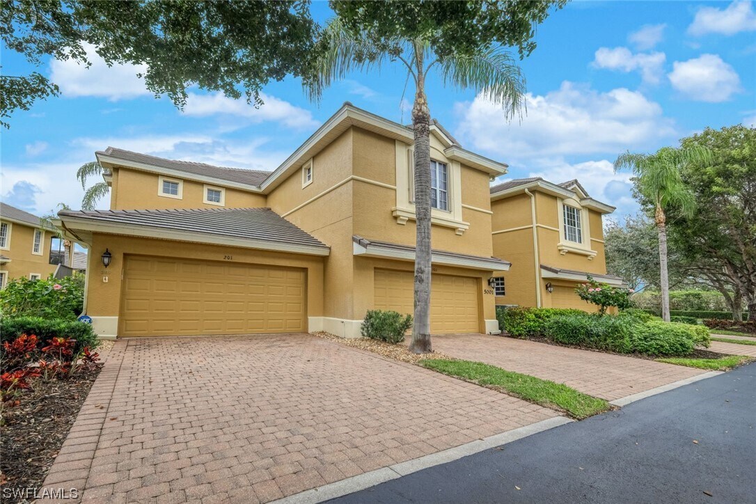 Foto principal - 5001 Maxwell Cir