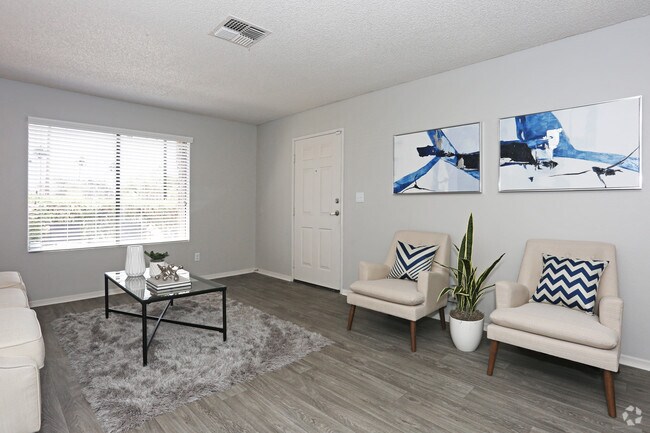 Interior Photo - Autumn Creek