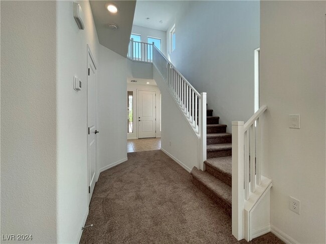 Building Photo - 668 Soaring Wings Ave