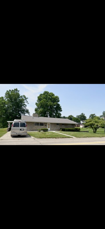 Primary Photo - 1000 22nd St