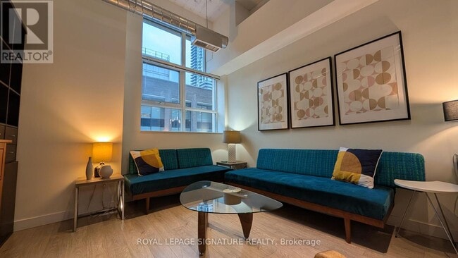 Building Photo - 155 Dalhousie St