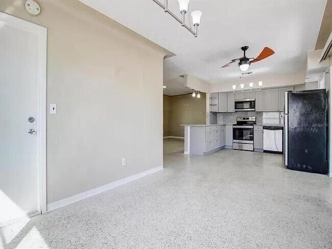 Foto del edificio - 5286 28th Ave N