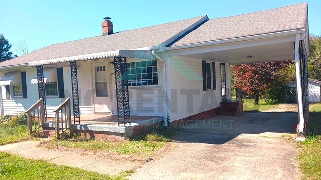 Building Photo - 1405 Vine St